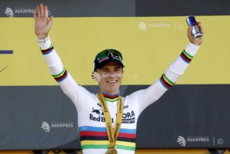Ciclism: Remco Evenepoel a încheiat victorios în etapa a 16-a a Turului Franței