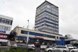 Autoritatea Navală Română: Incendiul de la bordul navei Gas Lisbon a scăzut în intensitate