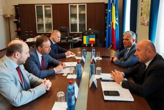 Brașov: Ambasadorul Ucrainei a discutat cu autoritățile locale despre Inițiativa de Integrare Carpatică