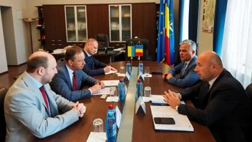 Brașov: Ambasadorul Ucrainei a discutat cu autoritățile locale despre Inițiativa de Integrare Carpatică