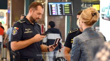 IGPF: Doi bărbați și două femei, depistați pe Aeroportul Otopeni cu documente false