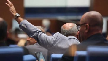 BTA: Parlamentul bulgar aprobă desfășurarea a până la 8 aeronave-cisternă americane KC-135 și a 250 de militari la baza aeriană Bezmer