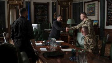 Noul comandant al armatei ucrainene prezintă misiunea primită de la președintele Zelenski