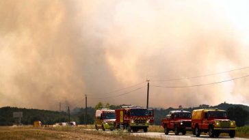 Atenționare de călătorie MAE: Franța – cod roșu și portocaliu de incendii de vegetație