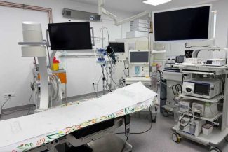 Arad: Spitalul Județean explică tarifele de parcare de până la 30 lei/oră prin achiziția de echipamente medicale