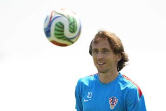 Fotbal: Luka Modric și-a prelungit cu un an contractul cu AC Milan (oficial)