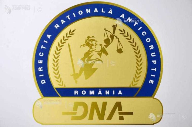 Corupție în industria de apărare/Procurorii au găsit 500.000 de euro în locuința directorului Uzinei Mecanice Plopeni