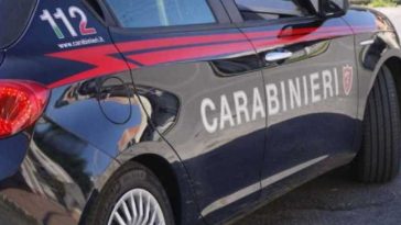 Italia/ Legitimă apărare: Un bărbat rănește grav un spărgător est-european care încerca să-i jefuiască locuința