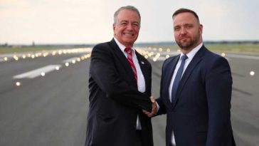 Consolidarea cooperării în domeniul aviației, pe agenda discuțiilor dintre șeful CNAB și ambasadorul SUA în România