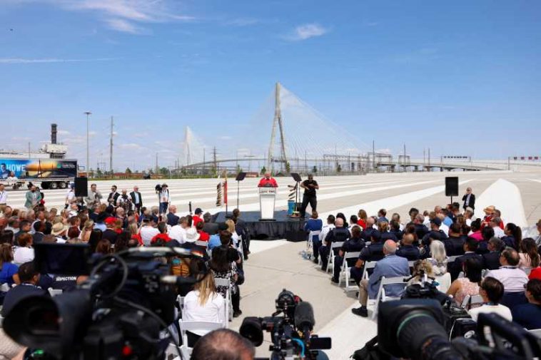 Canada inaugurează podul Gordie Howe între Ontario și Detroit fără participarea SUA