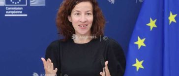 Mînzatu: Au început înscrierile pentru stagiile plătite Blue Book ale Comisiei Europene