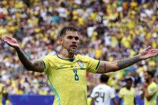 Fotbal: Antrenorul lui Newcastle nu știe dacă Bruno Guimaraes va rămâne