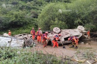 China: 10 morți și 23 de răniți după ce o viitură a lovit o zonă turistică din nord-vestul țării