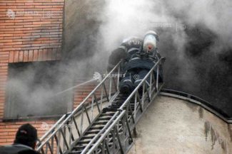 Maramureș: Incendiu într-un bloc din Baia Mare; peste 30 de persoane evacuate