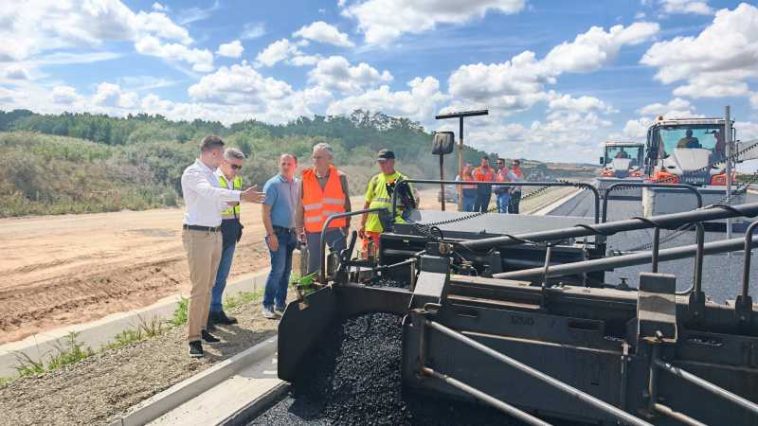Bihor: Tronsonul Chiribiș-Biharia al autostrăzii A3 ar putea fi deschis circulației în decembrie 2026