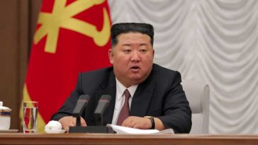 Kim Jong Un aniversează sfârșitul războiului din Coreea alături de fiica sa, posibilă moștenitoare a puterii