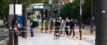 Paris: trei femei rănite într-un atac cu cuțitul, un suspect reținut