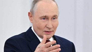 Putin acuză Occidentul că recurge la ‘metode teroriste’ pentru că nu poate învinge Rusia
