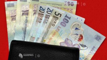 Raport: 7 din 10 români exclud revenirea în țară, în următorul an; 61% dintre ei au investit deja în România