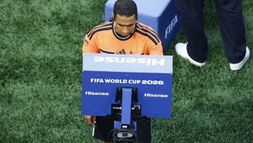 Fotbal: UEFA cere ca arbitrajul video să intervină doar la deciziile evident incorecte