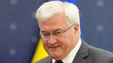 Ministrul de externe ucrainean declară că l-a avertizat pe omologul său iranian în privința sprijinului pentru Rusia