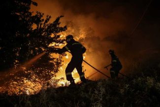 Evacuări în insula grecească Paros din cauza unui incendiu de vegetație