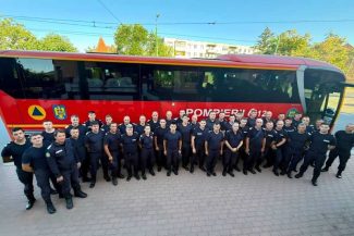 IGSU: Un nou contingent de pompieri români pleacă în Franța pentru continuarea misiunii de combatere a incendiilor de pădure