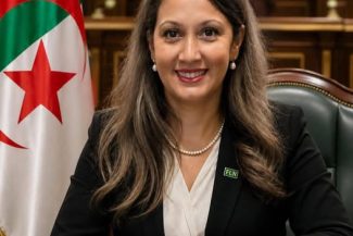 Khalida Boufedeche, prima femeie aleasă în fruntea legislativului din Algeria