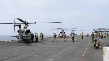 Armata americană ar putea solicita unor militari din Orientul Mijlociu să predea telefoanele (surse)