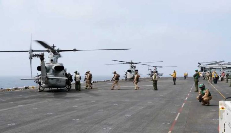 Armata americană ar putea solicita unor militari din Orientul Mijlociu să predea telefoanele (surse)