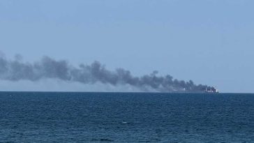 Rusia anunță că a atacat două nave care transportau armament către #Ucraina