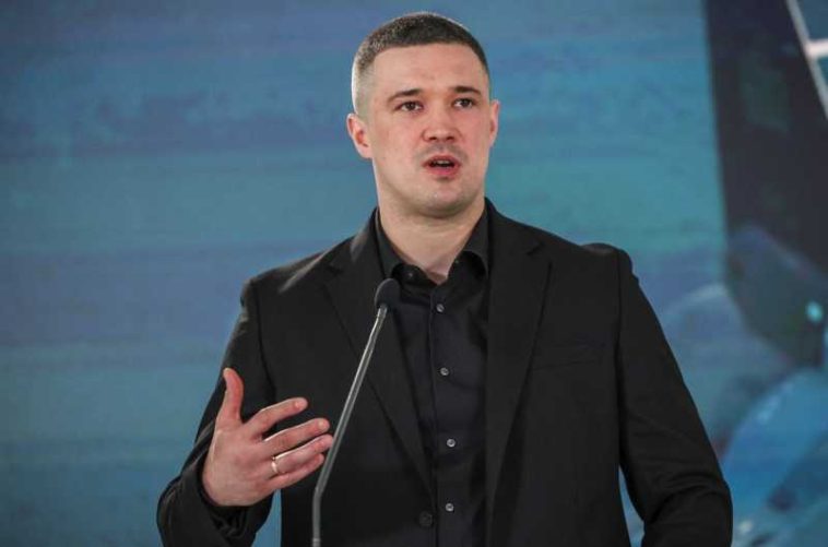 #Ucraina: Fostul ministru al apărării susține că schimbările propuse la sistemul de achiziții militare sunt în spatele demiterii sale