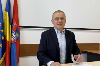 Bihor: CJ preia drumul de 9 kilometri spre lacul de la Remeți pentru a-l reabilita