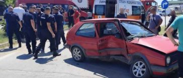 IGSU: Pompierii români au intervenit la un accident rutier în drumul spre misiunea din Grecia