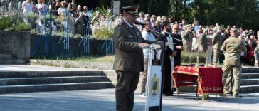 Mureș: Absolvenții promoției ‘Constantin Brâncuși 150’ de la Medicină Militară au primit gradul de sublocotenent la UMFST
