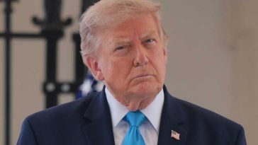 SUA: Guvernul va începe să emită pașapoarte cu imaginea lui Donald Trump începând cu 8 august