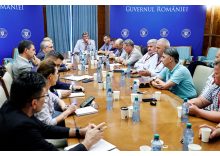 Reprezentanţii oierilor, primiţi la Guvern de vicepremierul Tánczos Barna / Planul de ieşire din criză va fi dezbătut săptămâna viitoare / O decizie privind conducerea ANSVSA ”va fi luată la nivelul Guvernului în cel mai scurt timp posibil”
