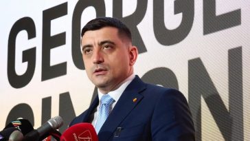 George Simion (AUR): Grindeanu nu s-a ţinut de cuvânt nici măcar la discuţiile legate de moţiunea de cenzură, şi ar fi bine să aibă grijă la ceea ce susţine în spaţiu public, pentru că adevărul este altul