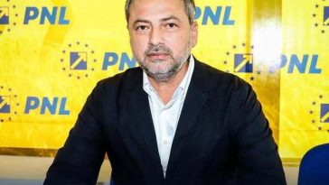 Dan Motreanu: A propune astăzi o platformă liberal-conservatoare într-un partid care şi-a asumat oficial această doctrină este ca şi cum ai propune amenajarea unui lac în Marea Neagră. Sună spectaculos, dar este greu de înţeles ce aduce, concret, nou