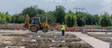 Trei mari bazine de retenţie a apelor pluviale, construite în Bucureşti / Cel mai avansat este în Sectorul 3 / Ciucu: Canalizarea nu a fost proiectată pentru a suporta asemenea debite de apă, cum au fost zilele trecute
