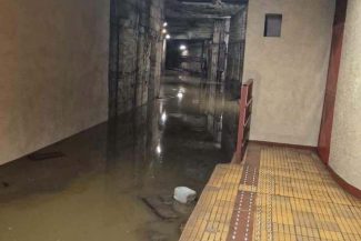 Bucureşti – Staţia de metrou Piaţa Victoriei 2, închisă temporar ca urmare a infiltraţiilor provocate de precipitaţiile abundente – FOTO
