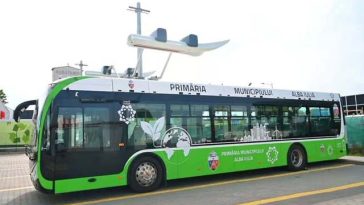 Compania de transport din Alba Iulia anunţă că mai are motorină pentru transportul în zona metropolitană până vineri seară / Situaţia, pe fondul neplăţii facturilor de către administraţia din Alba Iulia, unde transportul este suspendat de 3 săptămâni