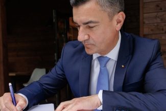 Cinci unităţi şcolare din municipiul Iaşi vor beneficia de investiţii totale de 24 milioane de euro. Sunt vizate clădirile vechi, cu performanţe energetice scăzute