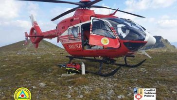 Salvamont, alertat să intervină pentru a ajuta un turist polonez de 17 ani, cu lipotimie, dureri de cap şi vărsături / Făcea parte dintr-un grup de 3 adulţi şi 14 copii, însoţit de către salvatorii montani până la Piatra Arsă