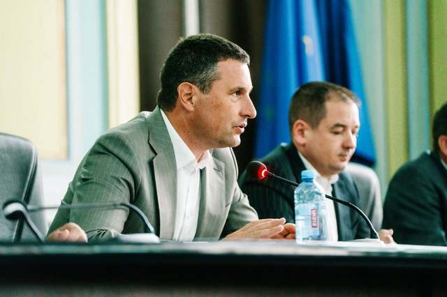 Tanczos Barna: România trebuie să-şi păstreze poziţia de cel mai mare exportator de ovine din UE, statut câştigat prin mulţi ani de muncă / Lucrăm la soluţii pentru a debloca interdicţiile de export impuse de Comisia Europeană