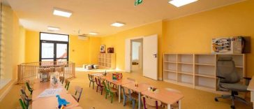 Ilie Bolojan şi Cseke Attila au inaugurat o creşă la Oradea / Bolojan: Guvernul va continua să susţină proiectele care răspund nevoilor reale ale comunităţilor / Aproape 5.000 de locuri în creşe în întreaga ţară