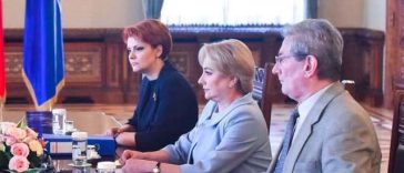 Lia Olguţa Vasilescu: Ştiu că voi stârni multe patimi şi că toţi habarniştii vor împroşca din nou cu noroi: Prin aplicarea noii legi a salarizării, statul român va pierde dublu, anual, faţă de cât câştigă din PNRR, într-un singur an