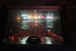 O nouă misiune de salvare a Agenţiei Române de Salvare a Vieţii Omeneşti pe Mare – Un membru al echipajului unei nave sub pavilion Bahamas a fost preluat, cooperant, şi transportat până la ambulanţa care l-a dus la spital