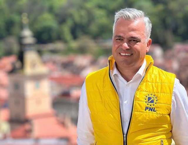 Adrian Veştea: Susţin Platforma Liberal-Conservatoare din interiorul PNL. Este un demers care îşi propune să reafirme identitatea doctrinară a partidului, să promoveze valorile liberal-conservatoare care au definit dintotdeauna PNL