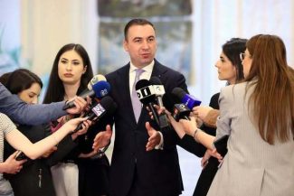 Bogdan Ivan: Amendamentul PSD care introduce un mecanism prin care scade progresiv acciza la carburanţi a trecut de comisiile din Senat şi urmează să intre la vot în plen: Înseamnă o reducere de 34 de bani pentru fiecare litru